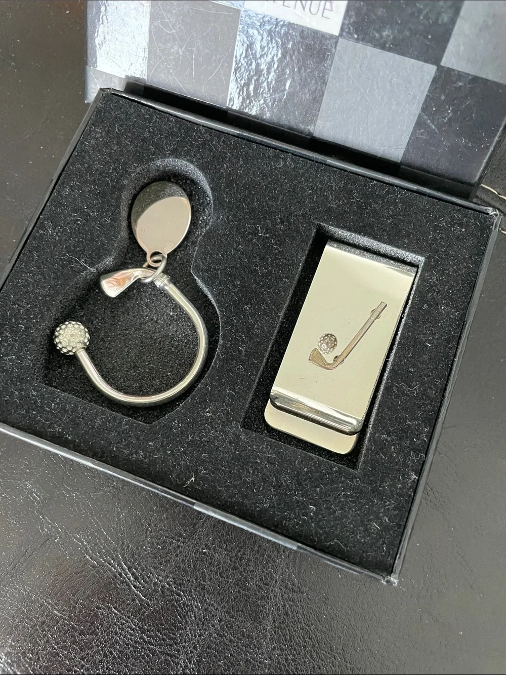 Saks Fifth Avenue Silver Golf Motif Money Clip & Keyring Set